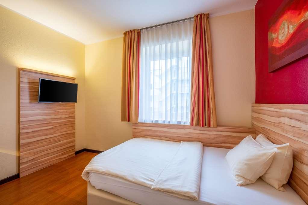 Quality Hotel, Star Inn Premium Бремен Номер фото