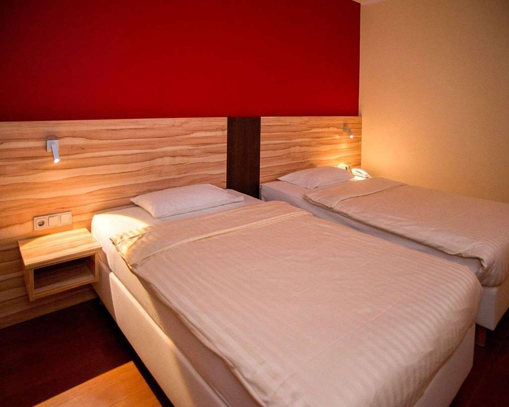 Quality Hotel, Star Inn Premium Бремен Номер фото