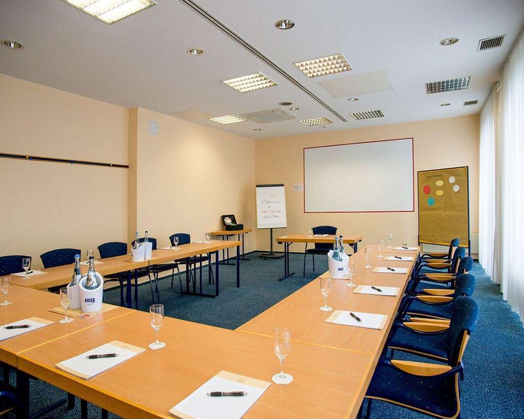 Quality Hotel, Star Inn Premium Бремен Удобства фото